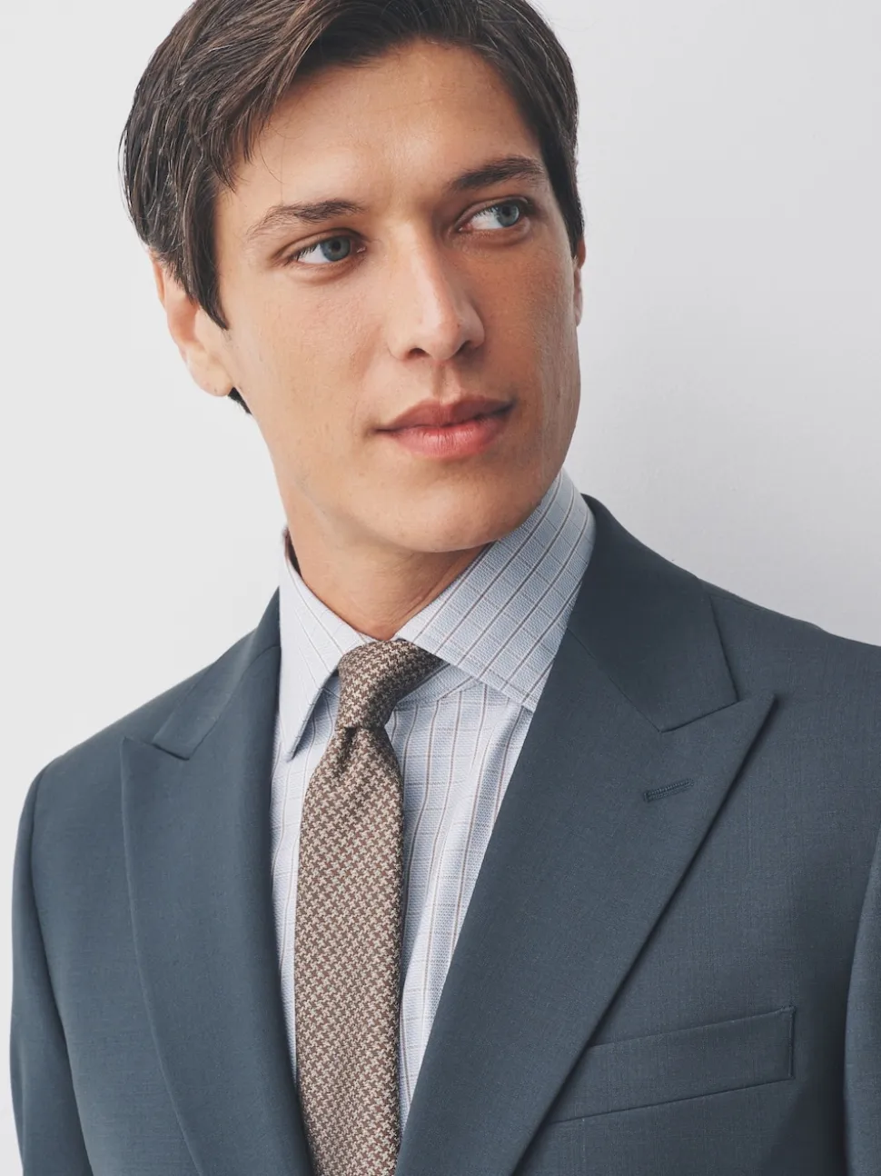 Charcoal Grey Slim Fit Slim Fit Motion Flex Wool Blend Suit Jacket