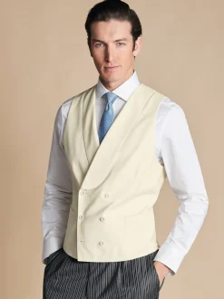 Charles Tyrwhitt Cream Adjustable Fit Morning V2 Suit: Waistcoat