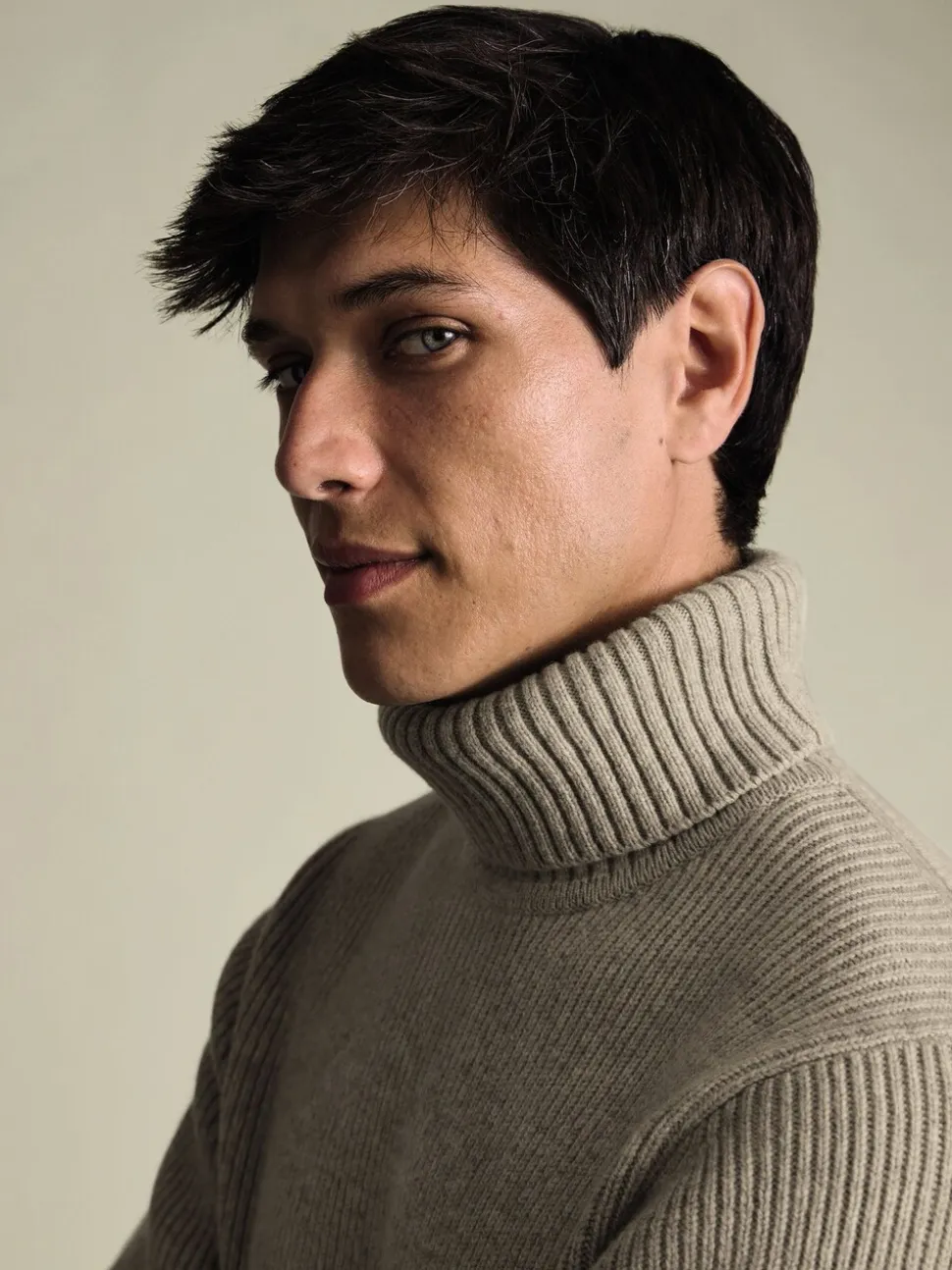 Charles Tyrwhitt Natural Chunky Merino Roll Neck Jumper