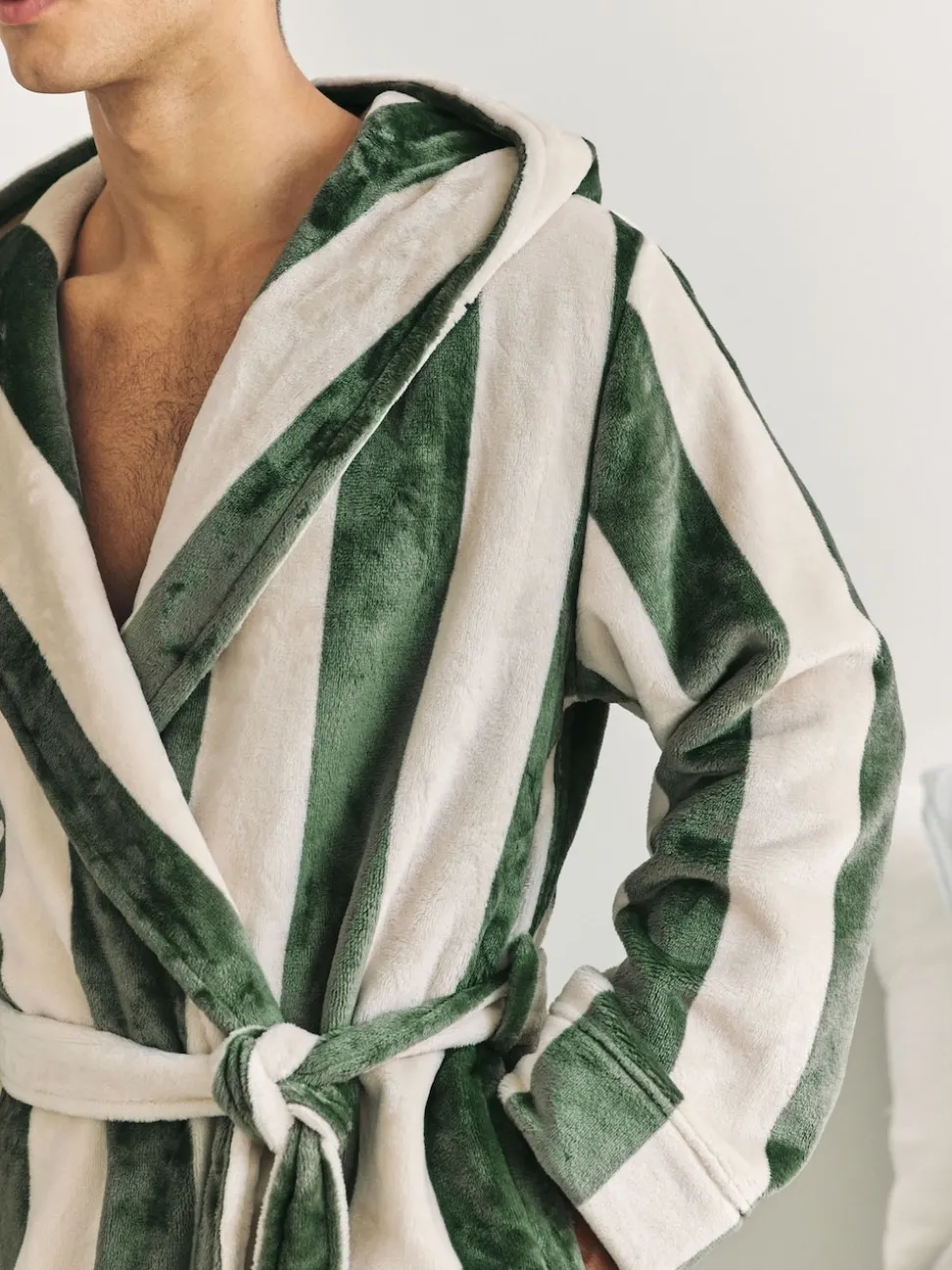 Chelsea Peers Green Fleece Stripe Hooded Dressing Gown
