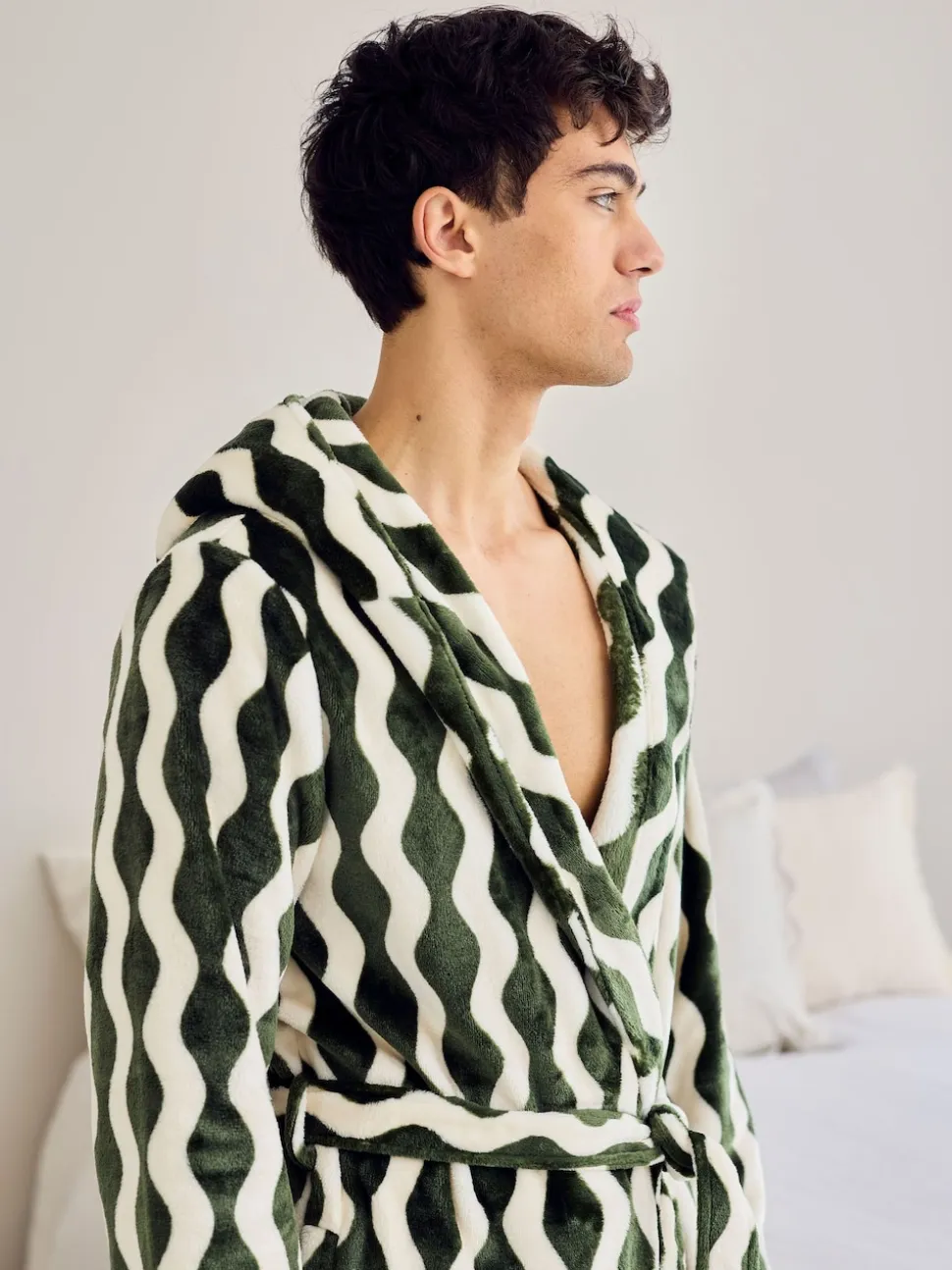 Chelsea Peers Green Fleece Wavy Stripe Hooded Dressing Gown