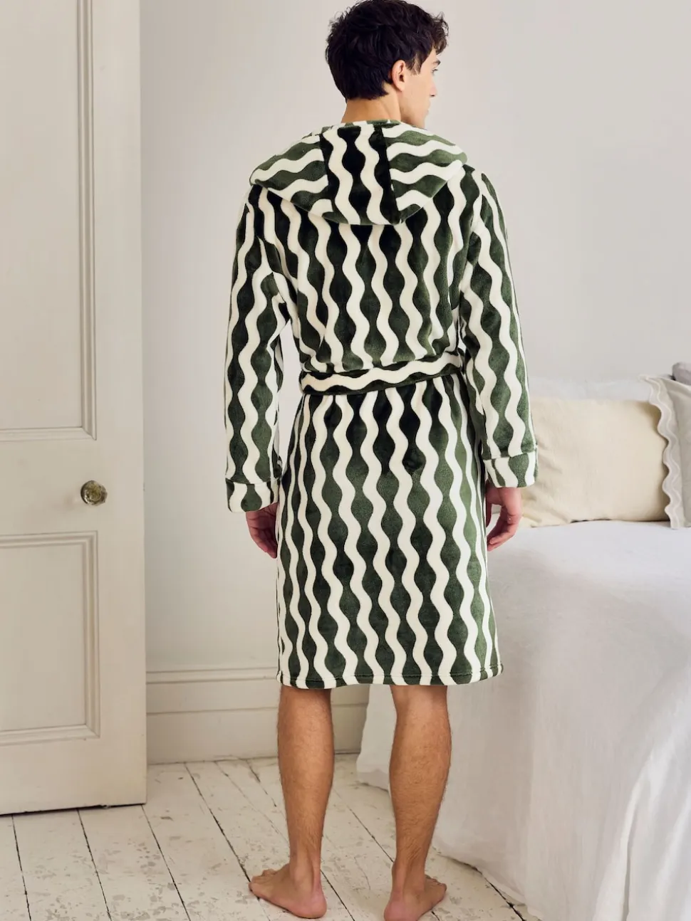 Chelsea Peers Green Fleece Wavy Stripe Hooded Dressing Gown