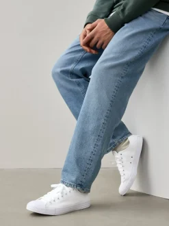 Converse White Standard Fit Chuck Taylor All Star Ox Trainers