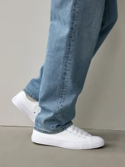 Converse White Standard Fit Chuck Taylor All Star Ox Trainers