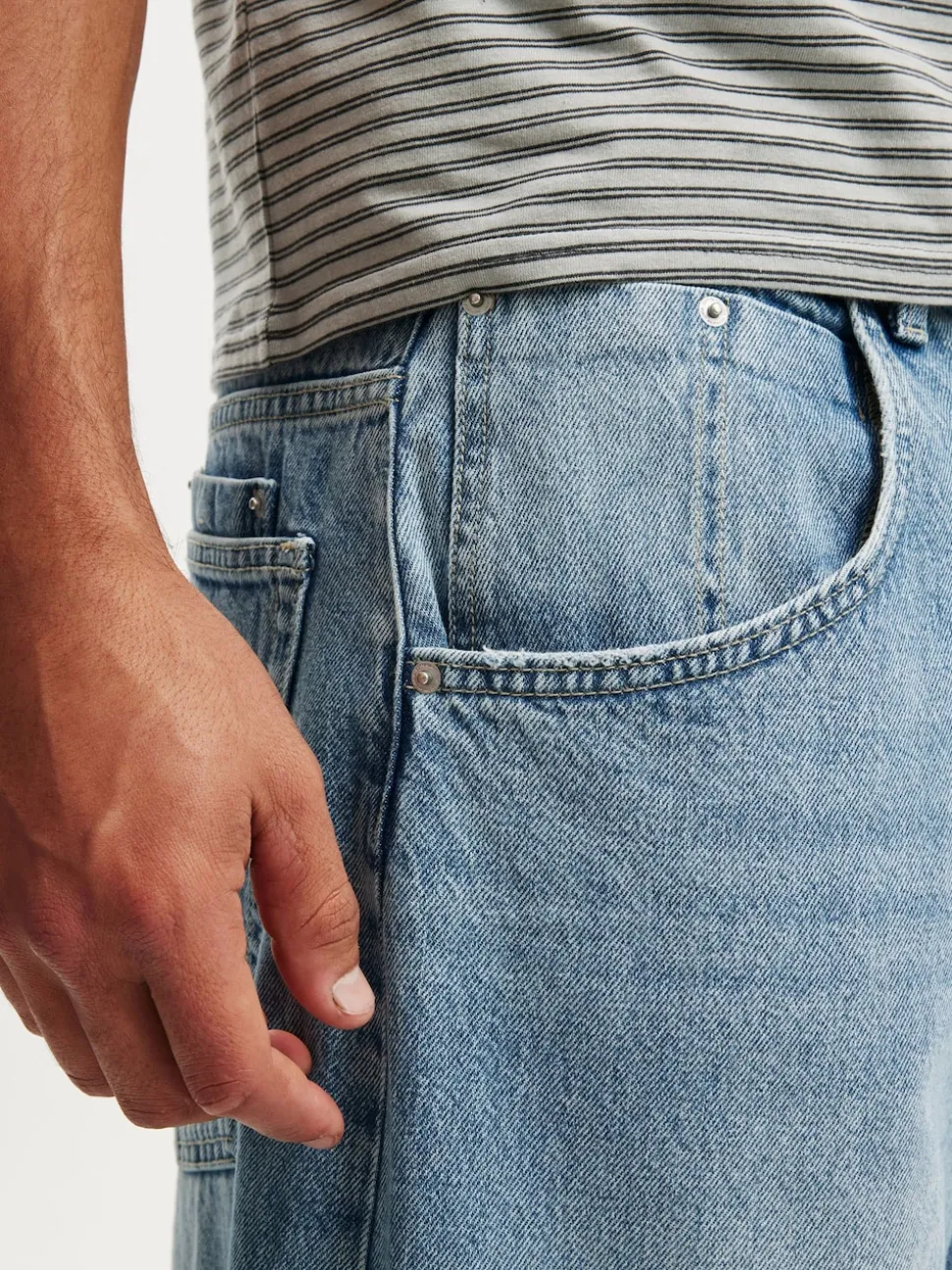 Cotton On Blue Y2K Super Baggy Jeans