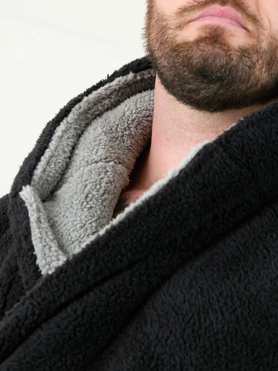 D555 Black Newquay 1 Supersoft Dressing Gown With Hood