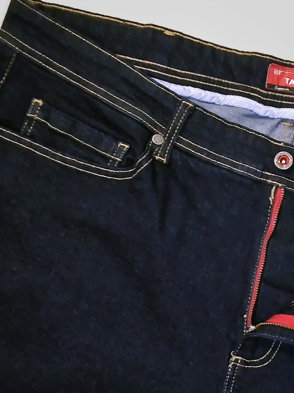 D555 Blue CEDRIC Tapered Fit Stretch Jeans