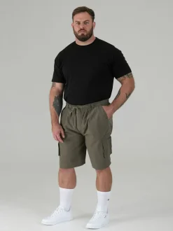 D555 Green NICK Cargo Shorts With Shaped Leg Pockets