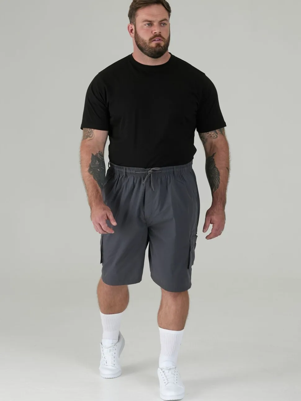 D555 Grey NICK Cargo Shorts With Shaped Leg Pockets
