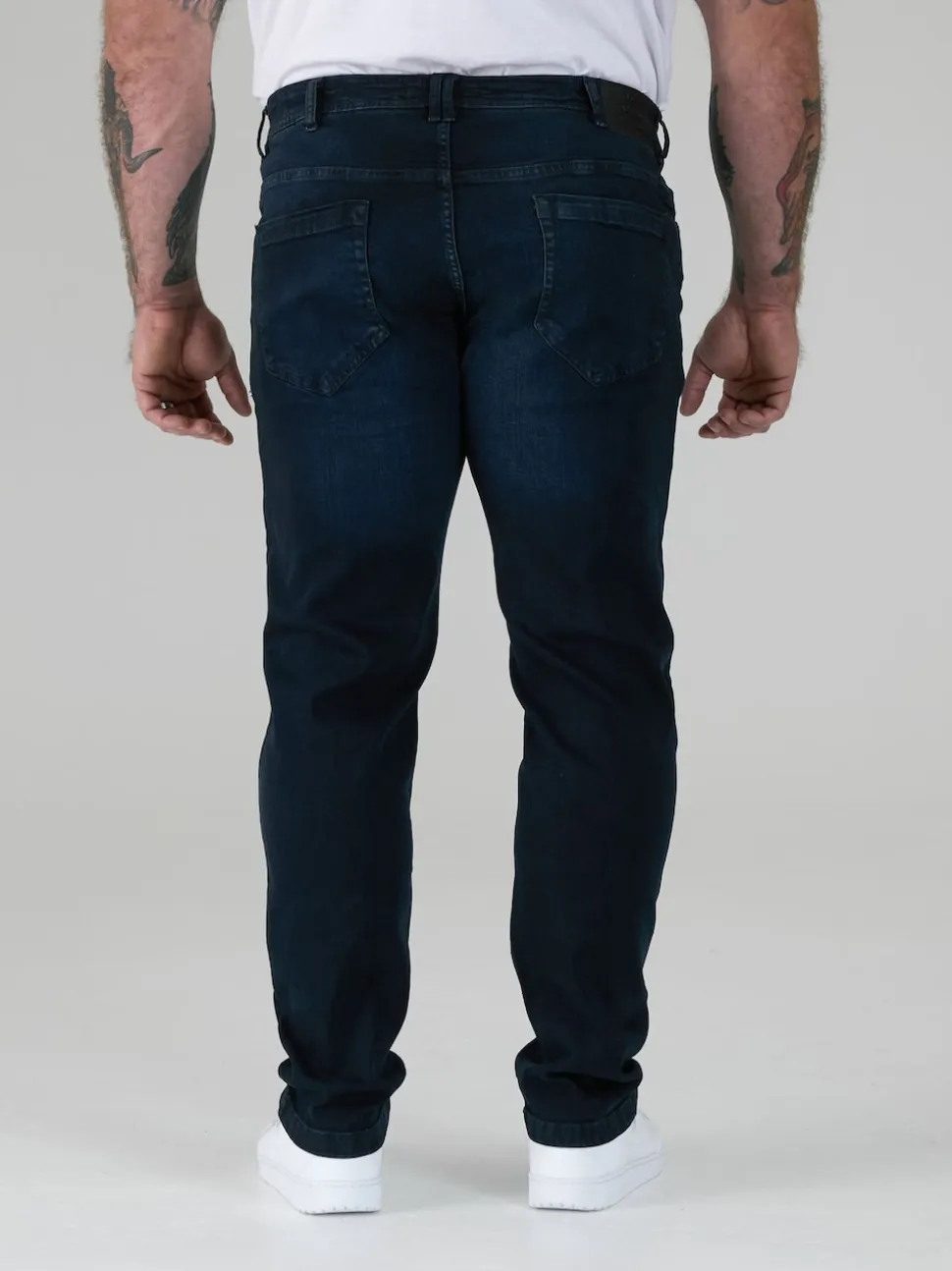 D555 Navy CEDRIC Tapered Fit Stretch Jeans