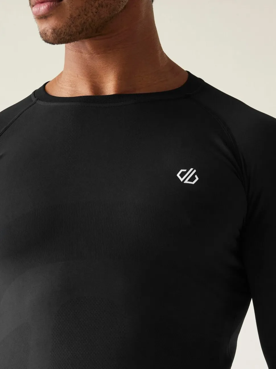 Dare 2b In The Zone III Black Baselayer Set