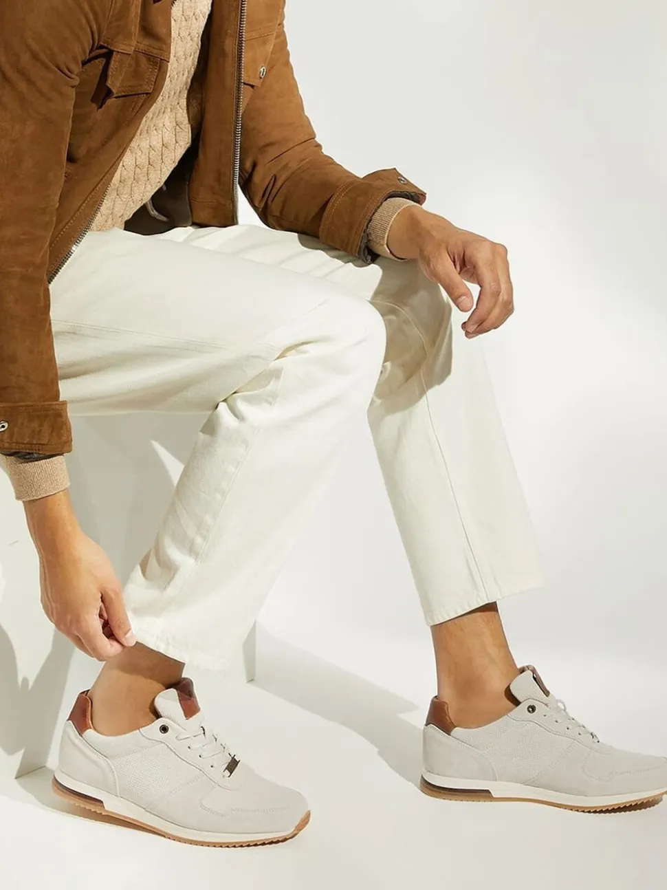 Dune London White Standard Fit Trilogy Perforated Runner Trainers