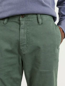FatFace Green Stow Garment Dye Chino Shorts