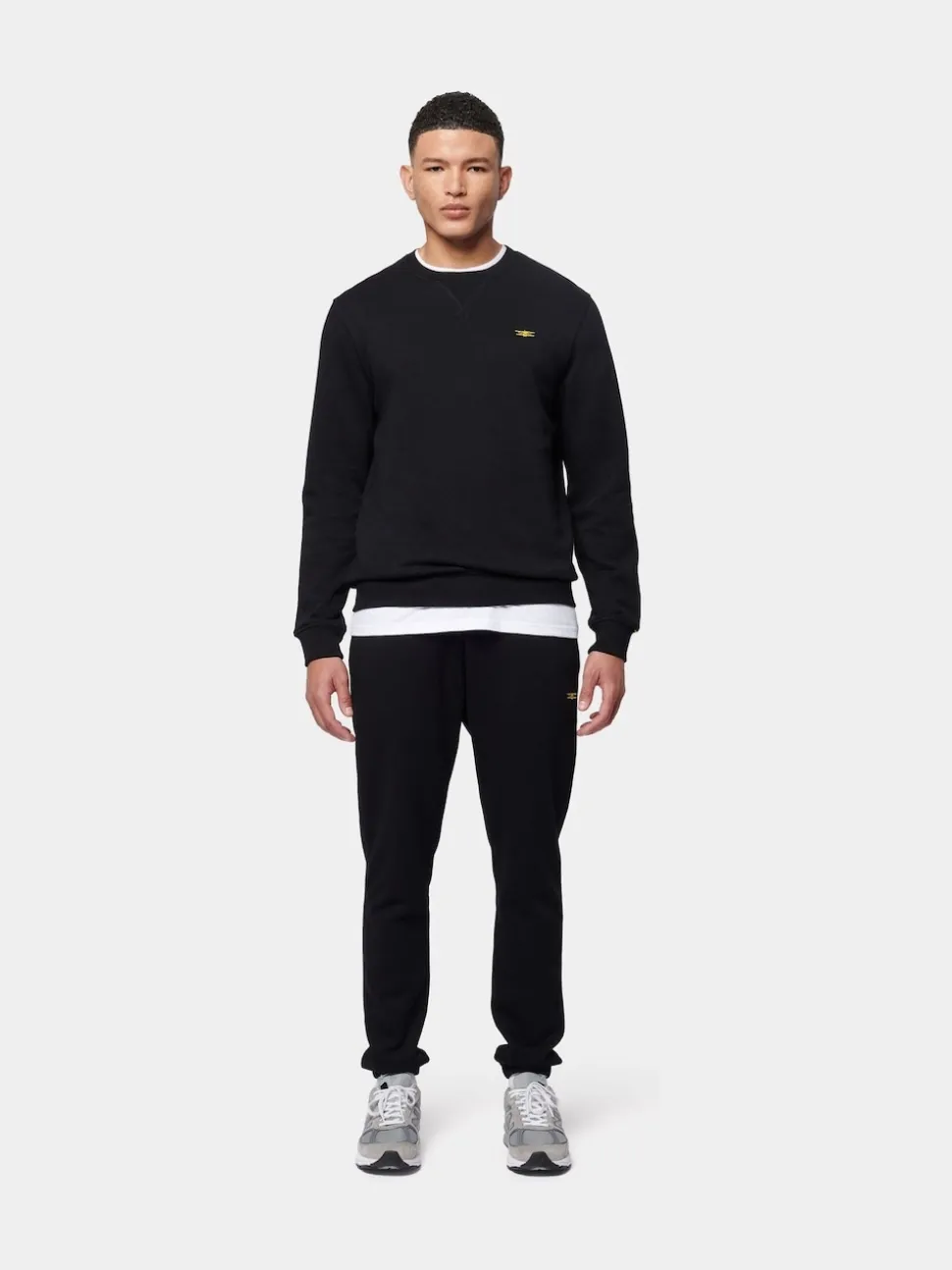 Flyers Mens Classic Fit Joggers