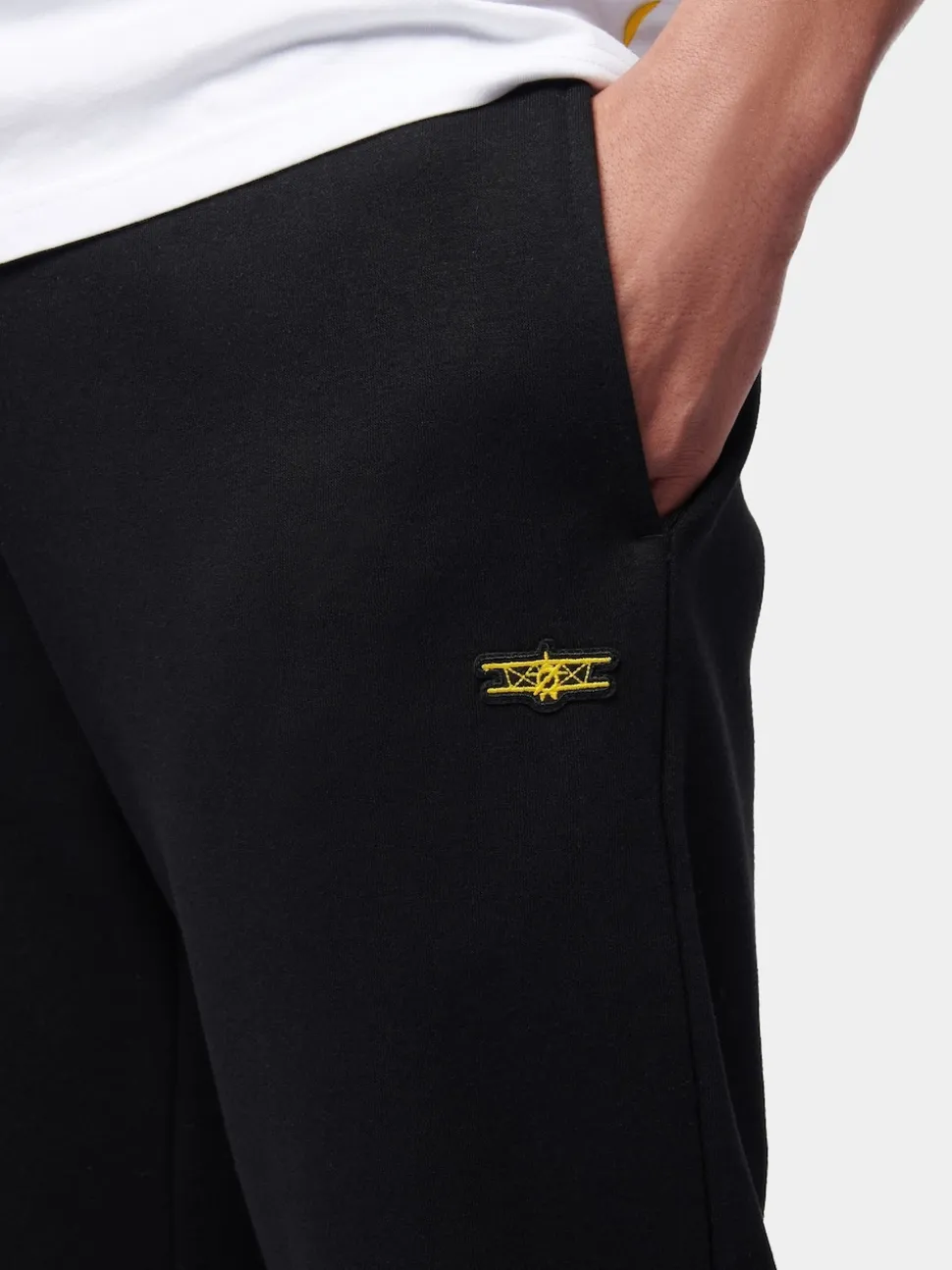 Flyers Mens Classic Fit Joggers