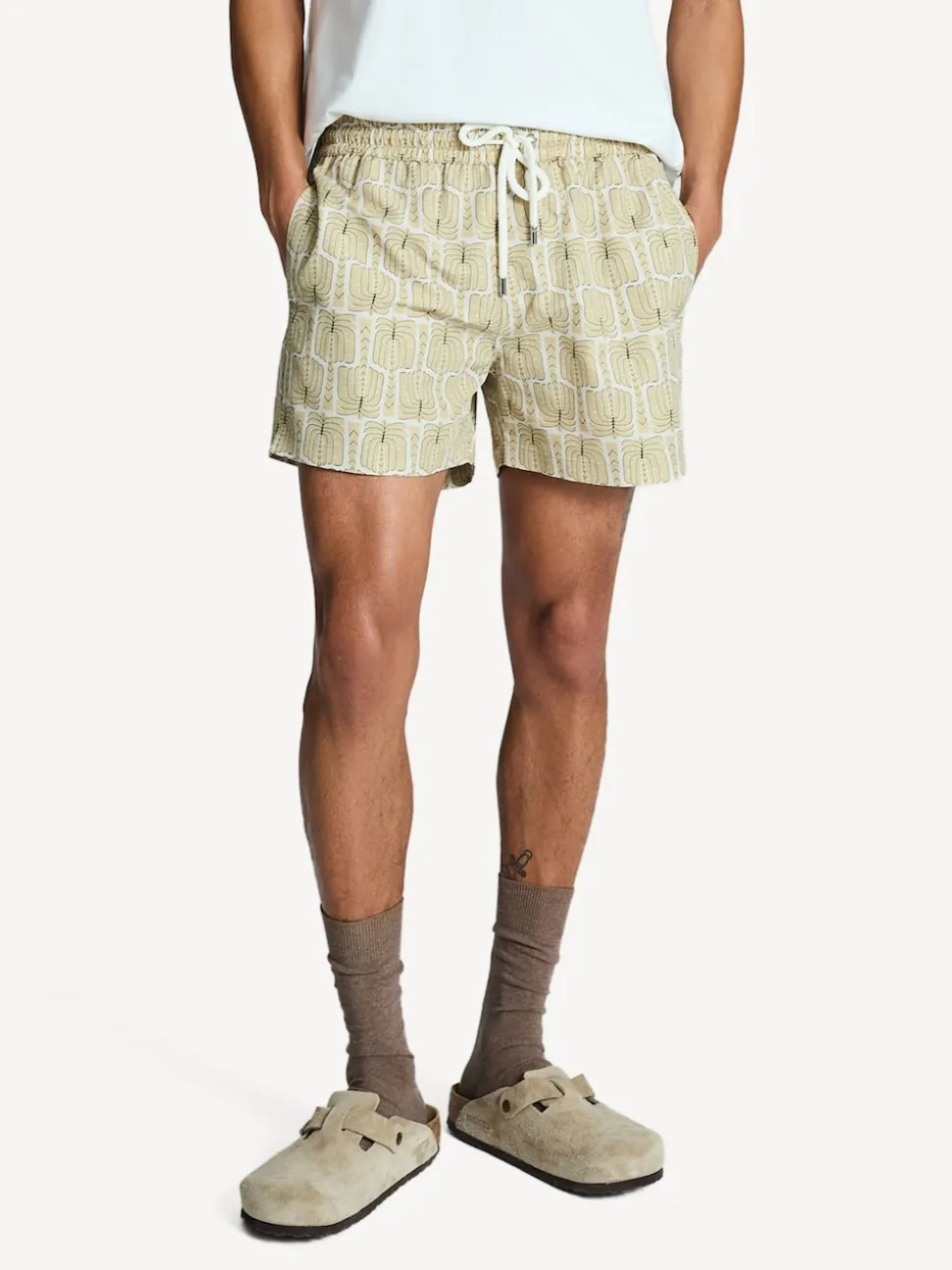 Frescobol Carioca Cream Palmeira Print Rio Swim Shorts