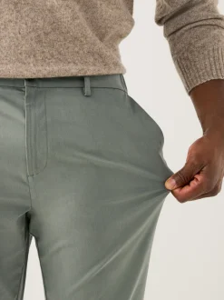 Green Muscle Fit N.Premium Smart Cotton TENCEL™ Lyocell Blend Chinos With Comfort Waistband