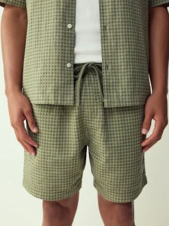Green Seersucker Gingham Lightweight Drawstring Shorts