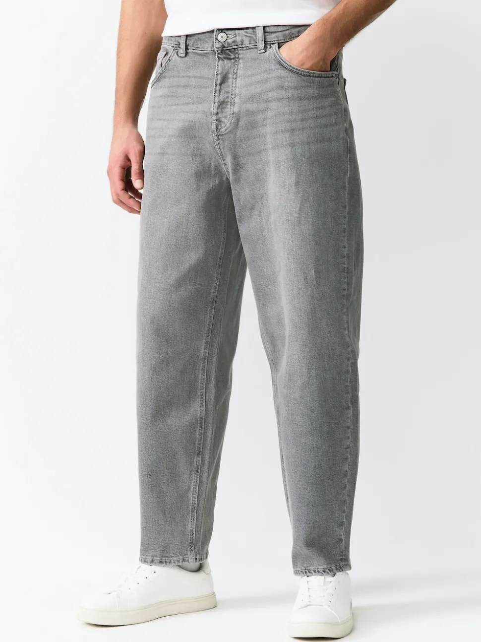Grey Barrel Fit Vintage Wash Denim Jeans