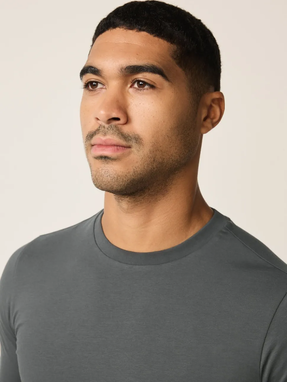Grey Muscle Fit Essential Crew Neck T-Shirt