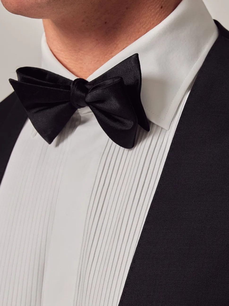 Hawes & Curtis Slim Dinner Black Waistcoat