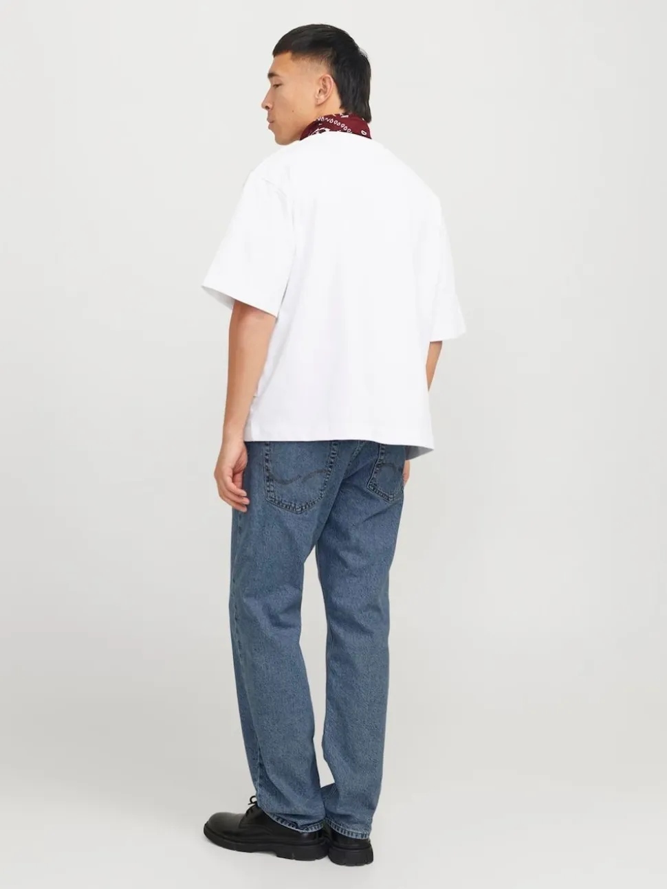 JACK & JONES Blue Relaxed Fit Chris Jeans