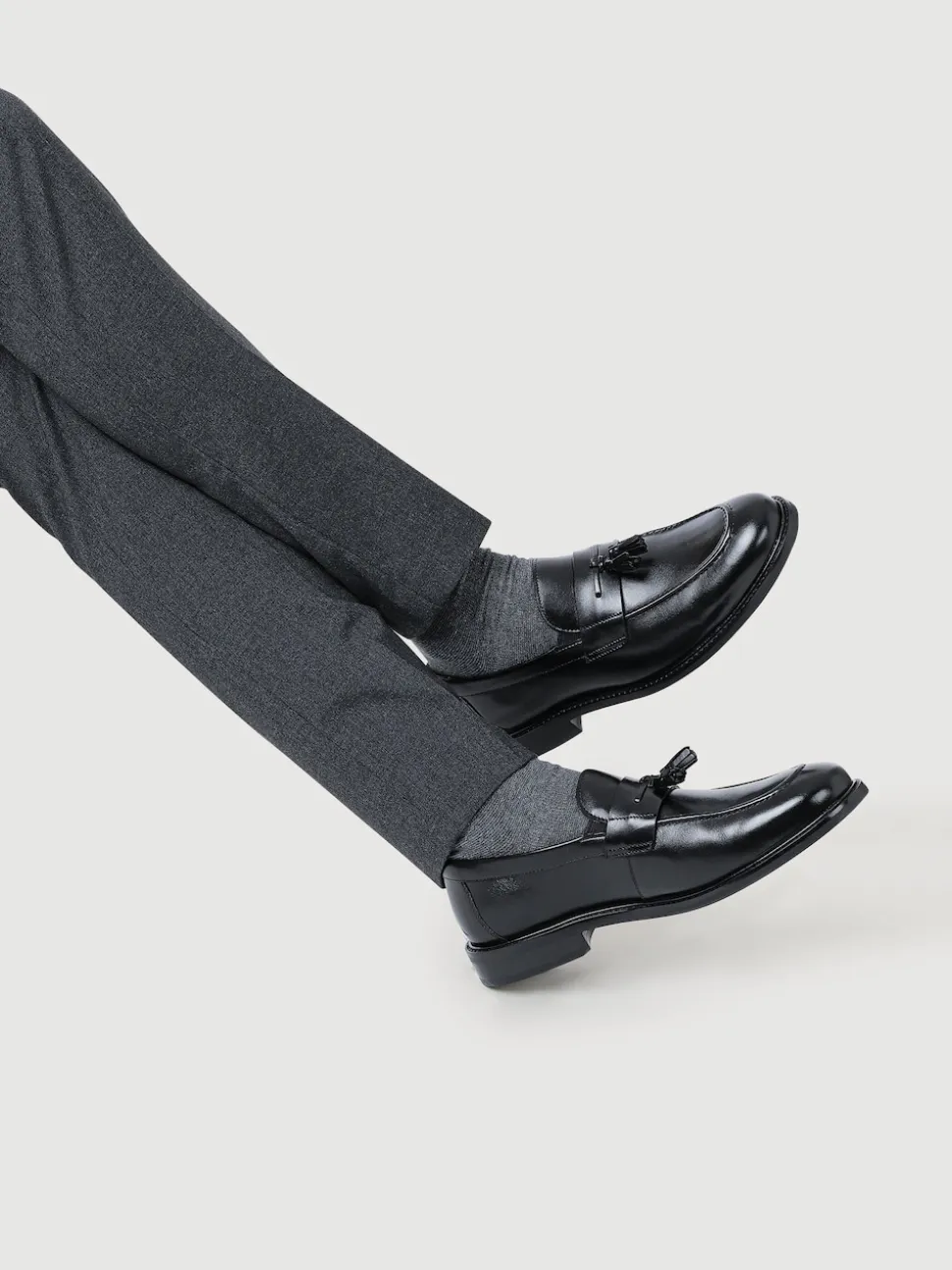 Jones Bootmaker Black Rodrigo Wide-Fit Leather Tassel Loafers