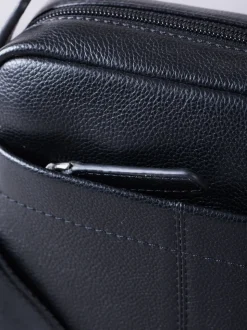 Lakeland Leather Black Crummock Reporter Bag