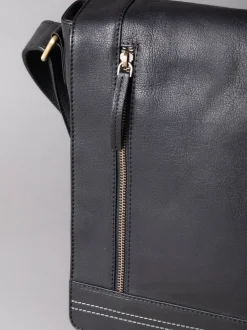 Lakeland Leather Black Large Keswick Leather Messenger Bag