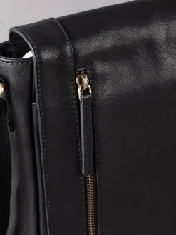 Lakeland Leather Black Medium Keswick Messenger Bag