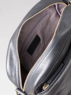 Lakeland Leather Black Small Keswick Messenger Bag