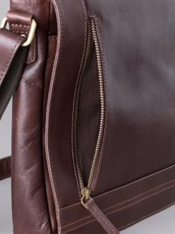 Lakeland Leather Brown Medium Keswick Messenger Bag