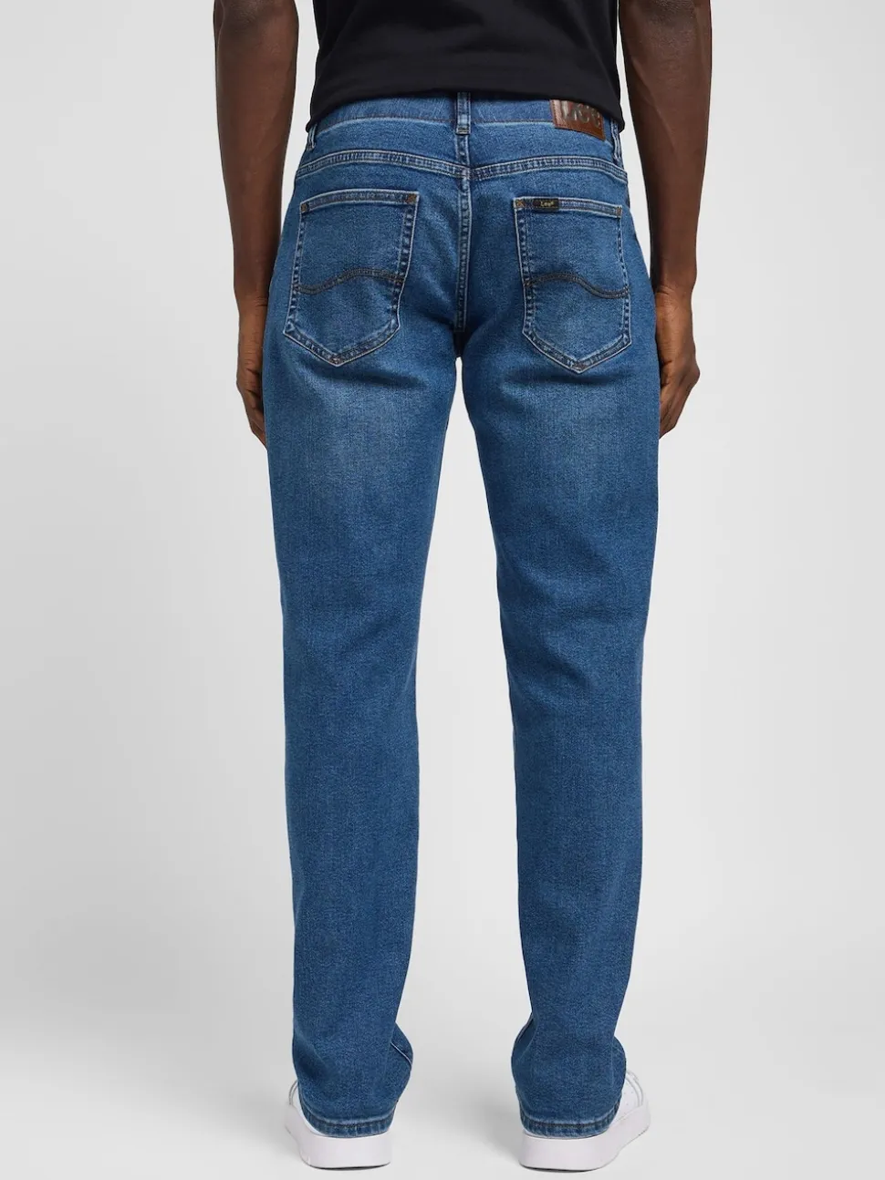 Lee Mid Blue Denim Straight Fit Extreme Motion Jeans