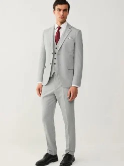 Light Grey Regular Fit Motionflex Stretch Waistcoat