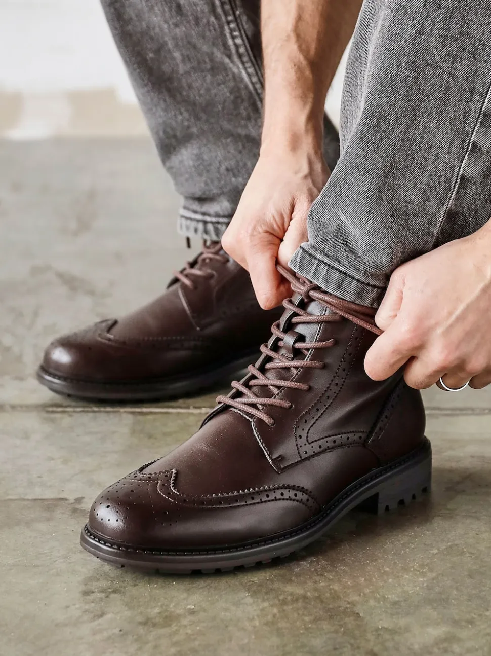 Linzi Brown Leonardo Brogue Boots