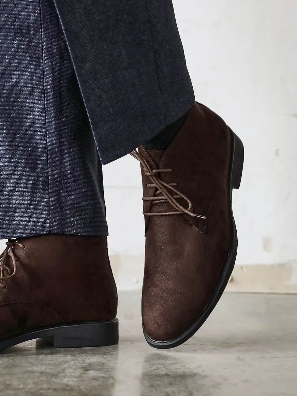 Linzi Brown Ricardo Chukka Boots