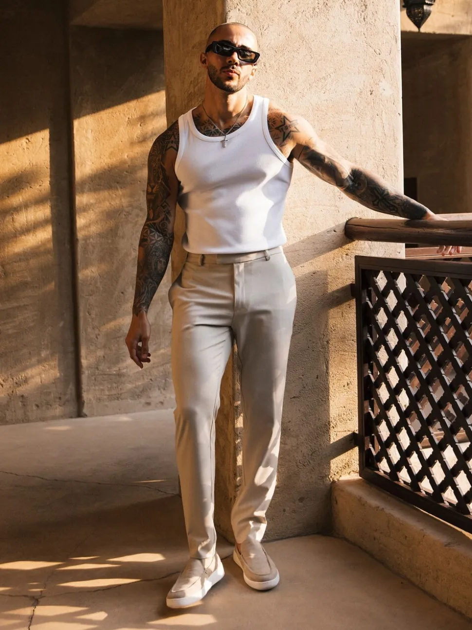 MAUVAIS White Signature Vest