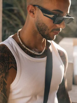 MAUVAIS White Signature Vest