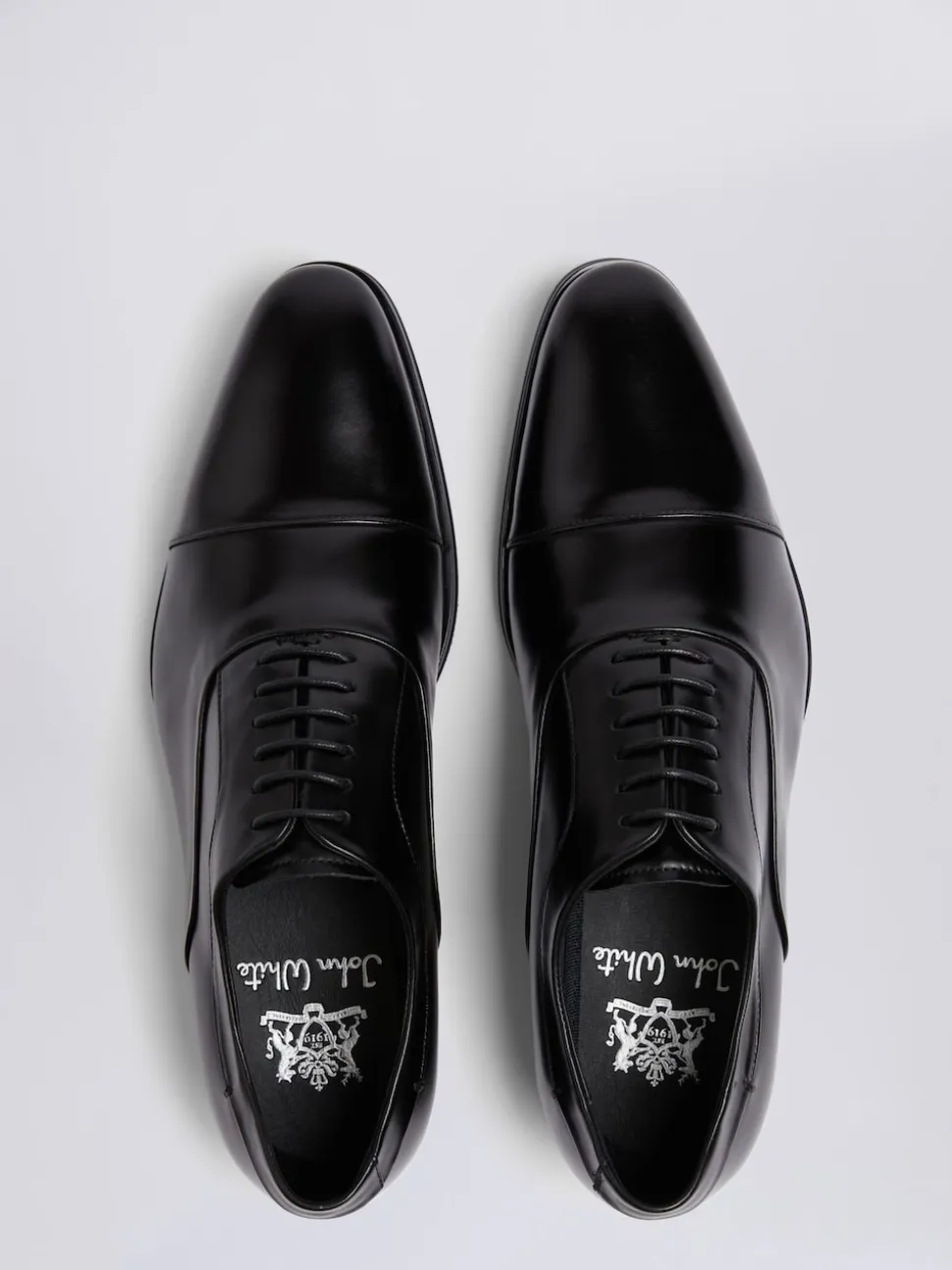 MOSS Black John White Guildhall Oxford Shoes