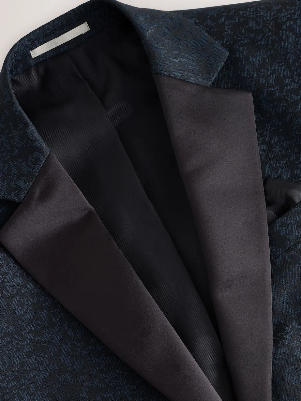 Navy Blue Slim Fit Jacquard Pattern Tuxedo Suit Jacket