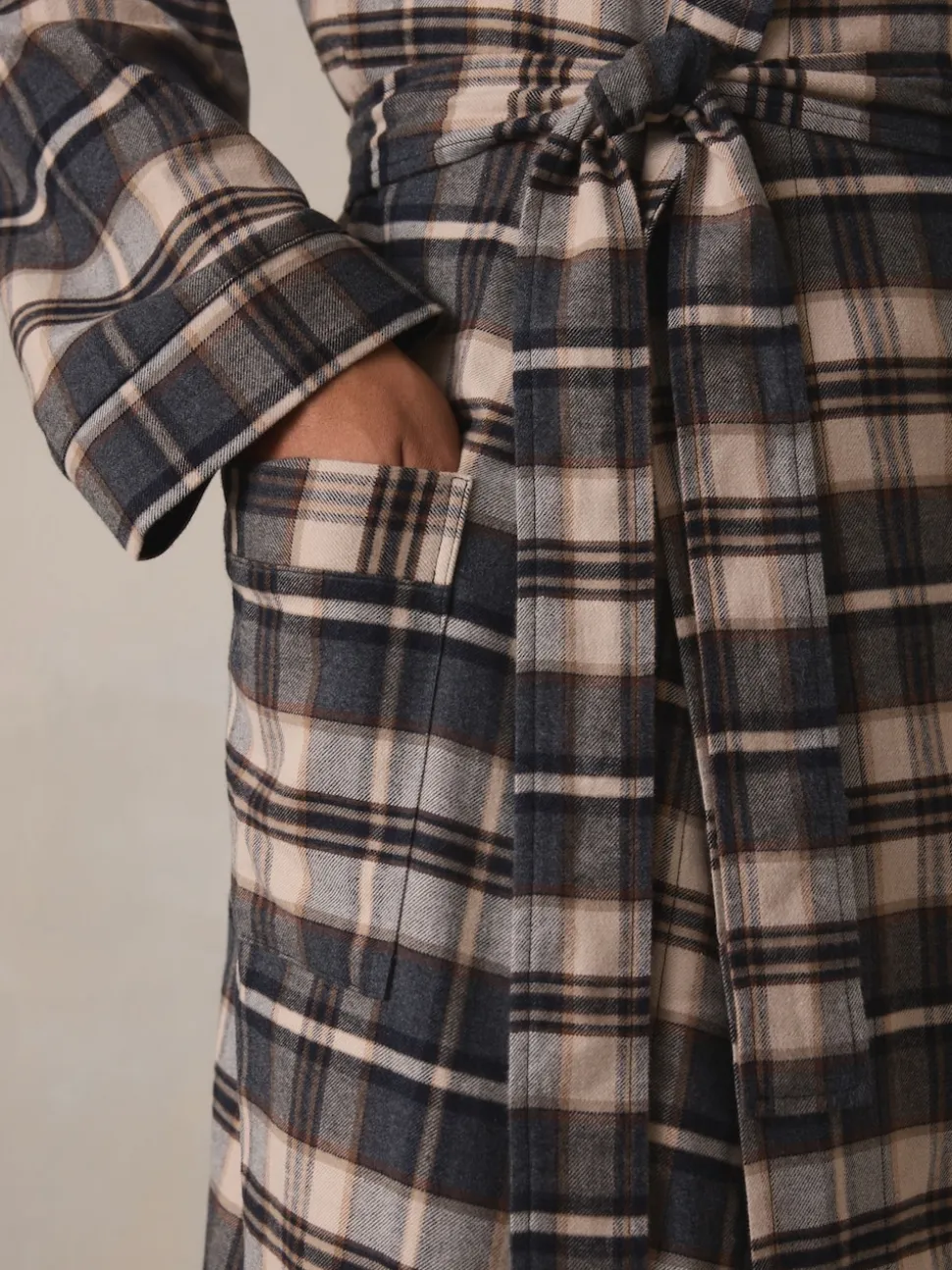 Neutral Check Woven Dressing Gown