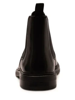 Off The Hook Black Torrance Leather Slip-On Chelsea Boots