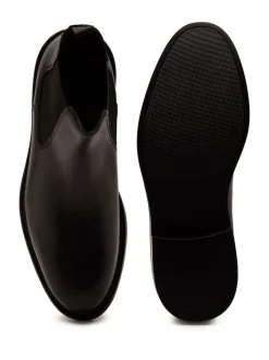 Off The Hook Black Torrance Leather Slip-On Chelsea Boots