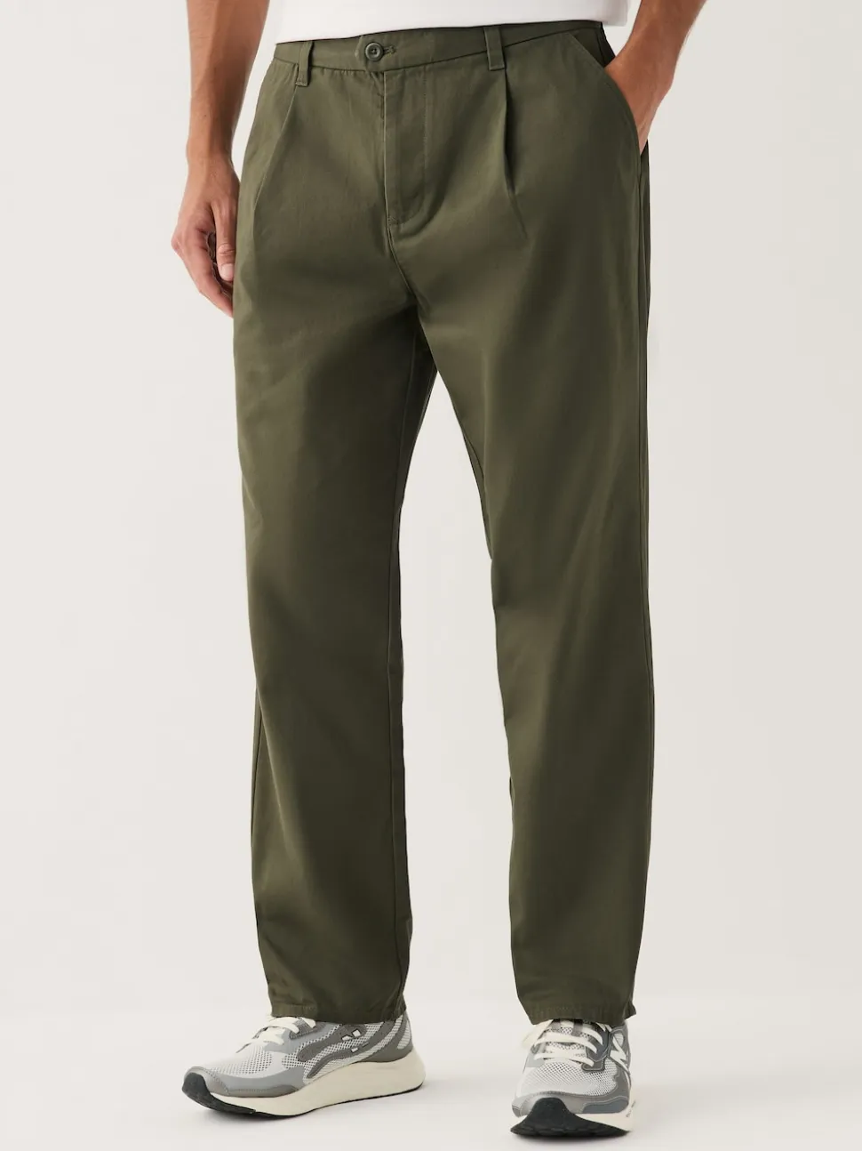 Olive Green Regular Tapered Fit Single Pleated Stretch Chinos Trousers