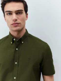 Olive Green Stretch Oxford Short Sleeve Shirt
