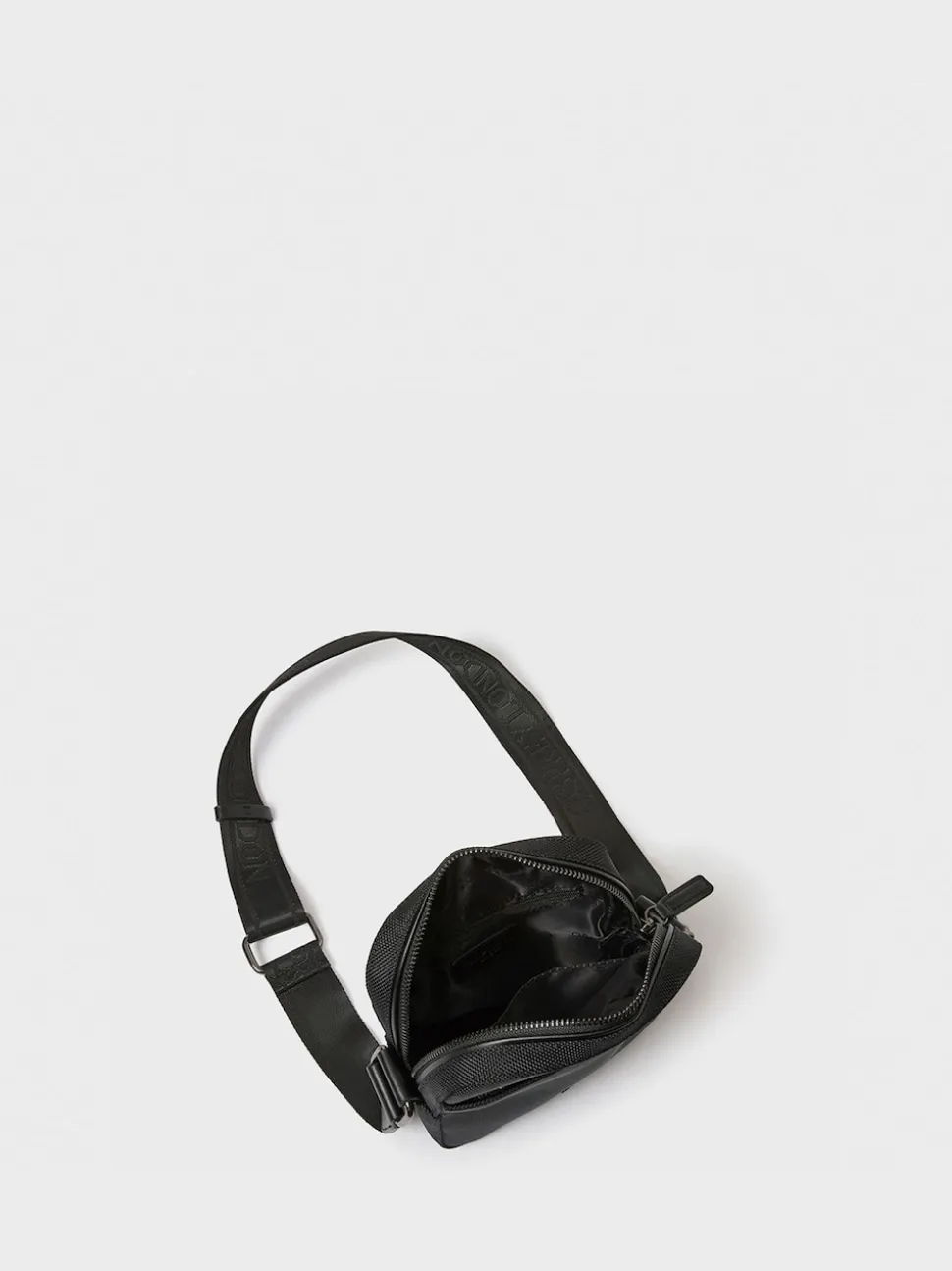 Osprey London Black The Ballistic Travel Bag