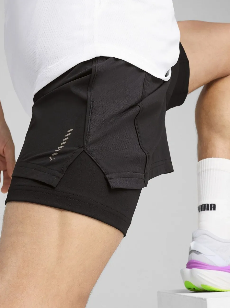Puma Black Mens Velocity 2-in-1 Running Shorts
