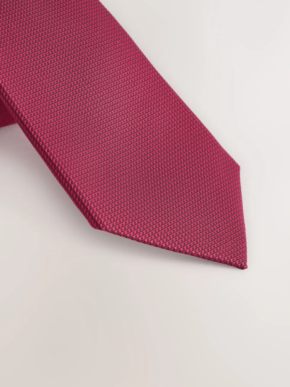 Red Slim Textured Tie