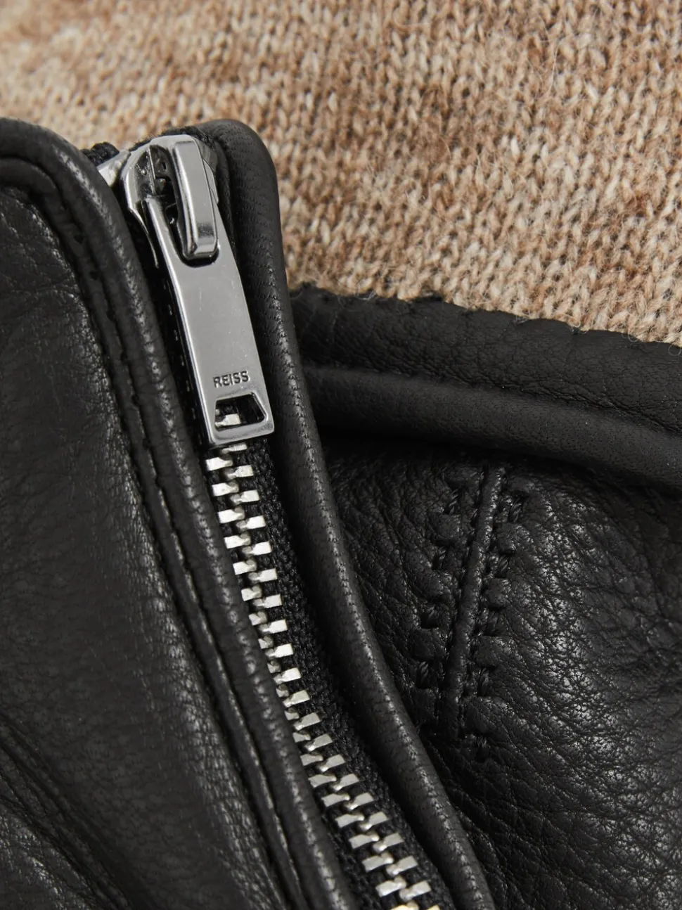 Reiss Black Iowa Leather Zip-Side Gloves