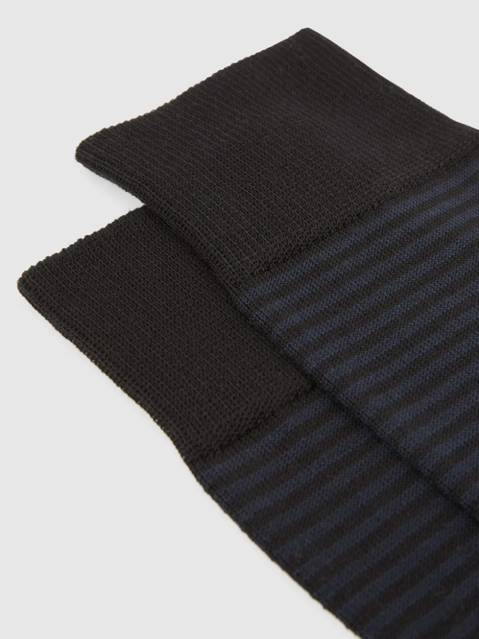Reiss Black/Navy Mario Stripe Striped Socks